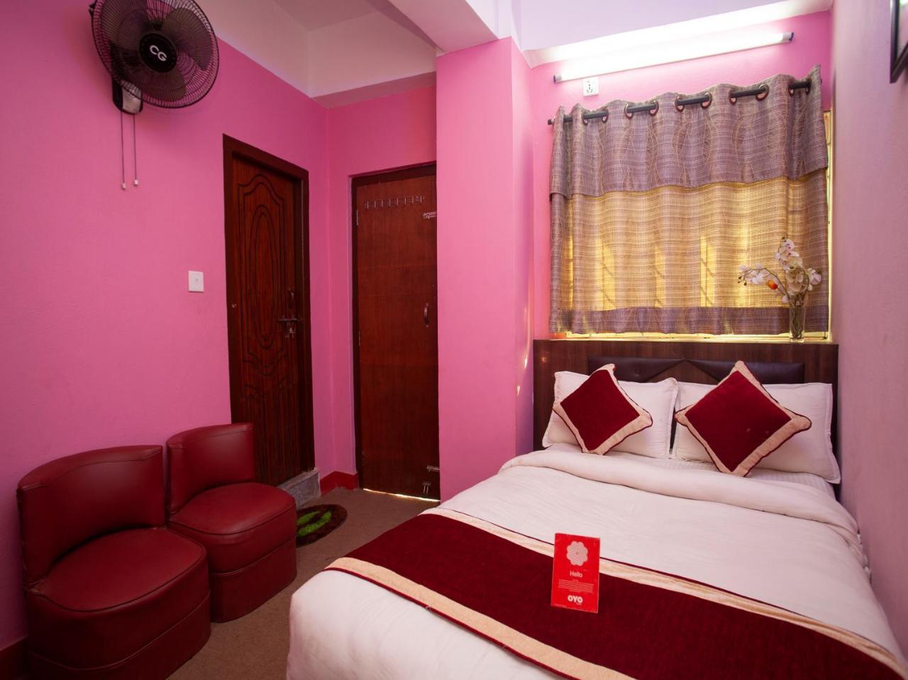 Oyo 195 Global Hotel And Resort Kathmandu Exterior foto
